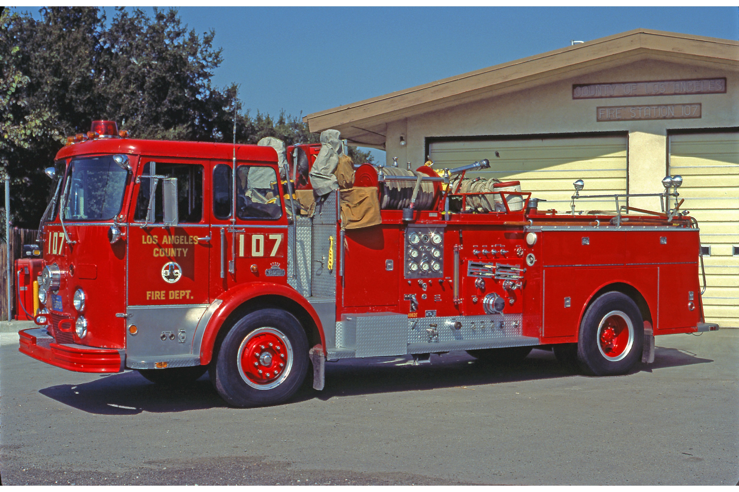 LACoFD Engine 107 49620.jpg